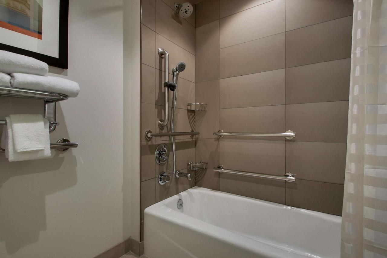 ไฮแอท เฮาส์ โอ๊คบรูก Hotel โอ๊คบรู๊ค ภายนอก รูปภาพ